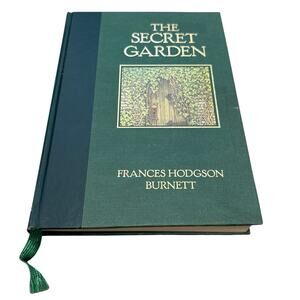 The Secret Garden 1986 Beehive Books Hardcover | Green Gilt Collector Edition